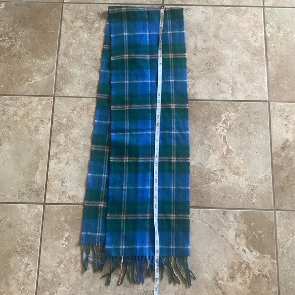 Scarf -Lochcarron of Scotland pure wool tartan scarf made in Scotland - Picture 7 of 7